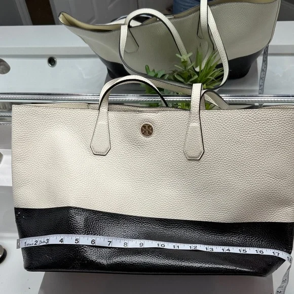 Tory Burch Black and White Tote Bag - Picture 13 of 14